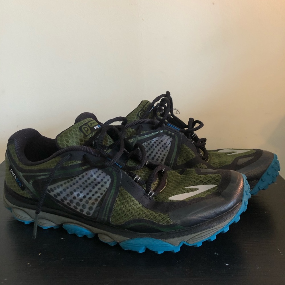 Brooks Pure Grit 3 trail running shoe